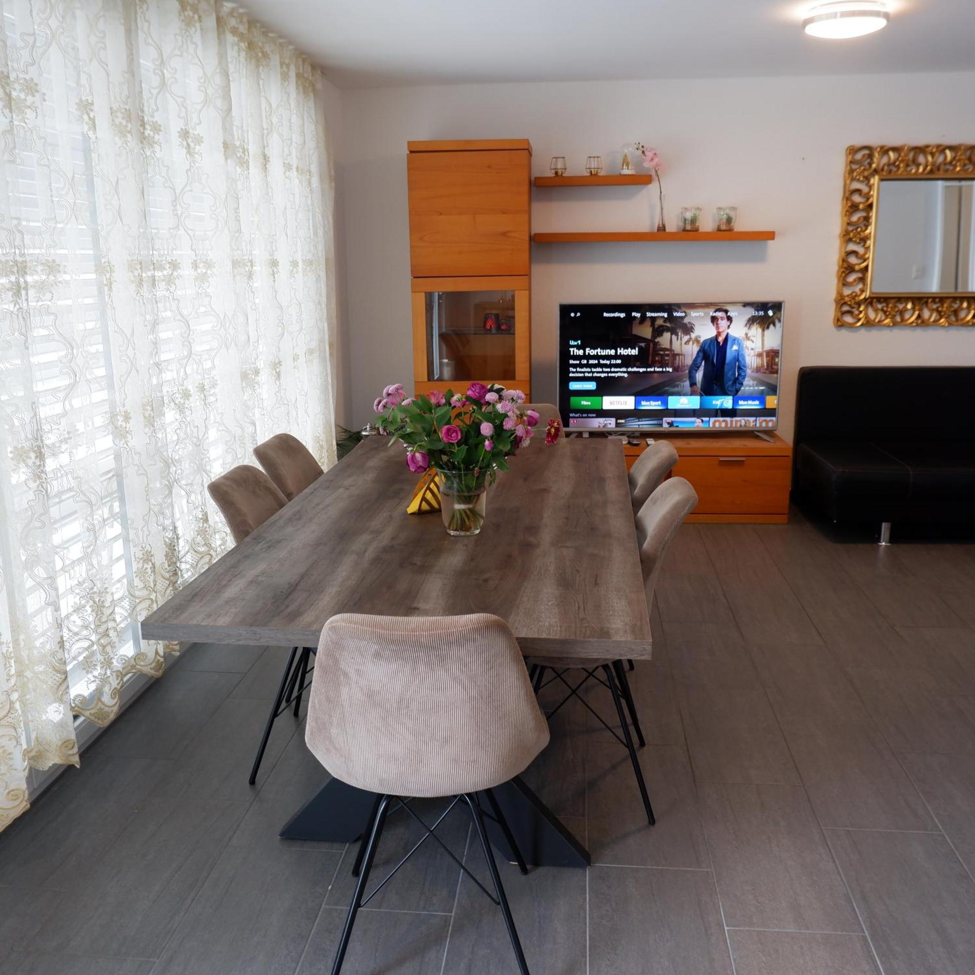 The Golf Apartments Interlaken Luaran gambar